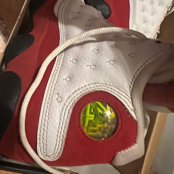 Retro Jordan 13s - Picture 4 of 7